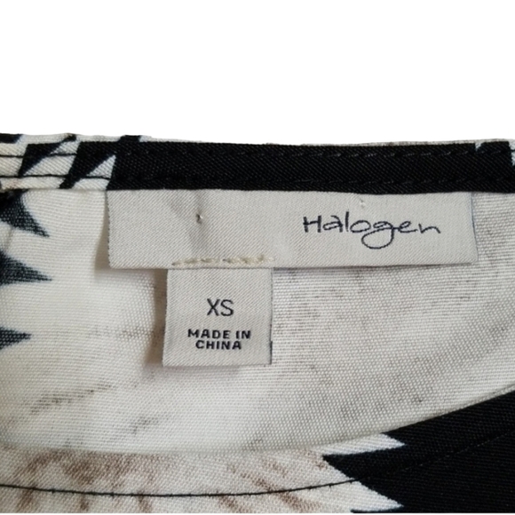 3/$15 Halogen Floral Blouse - XS - Picture 5 of 7